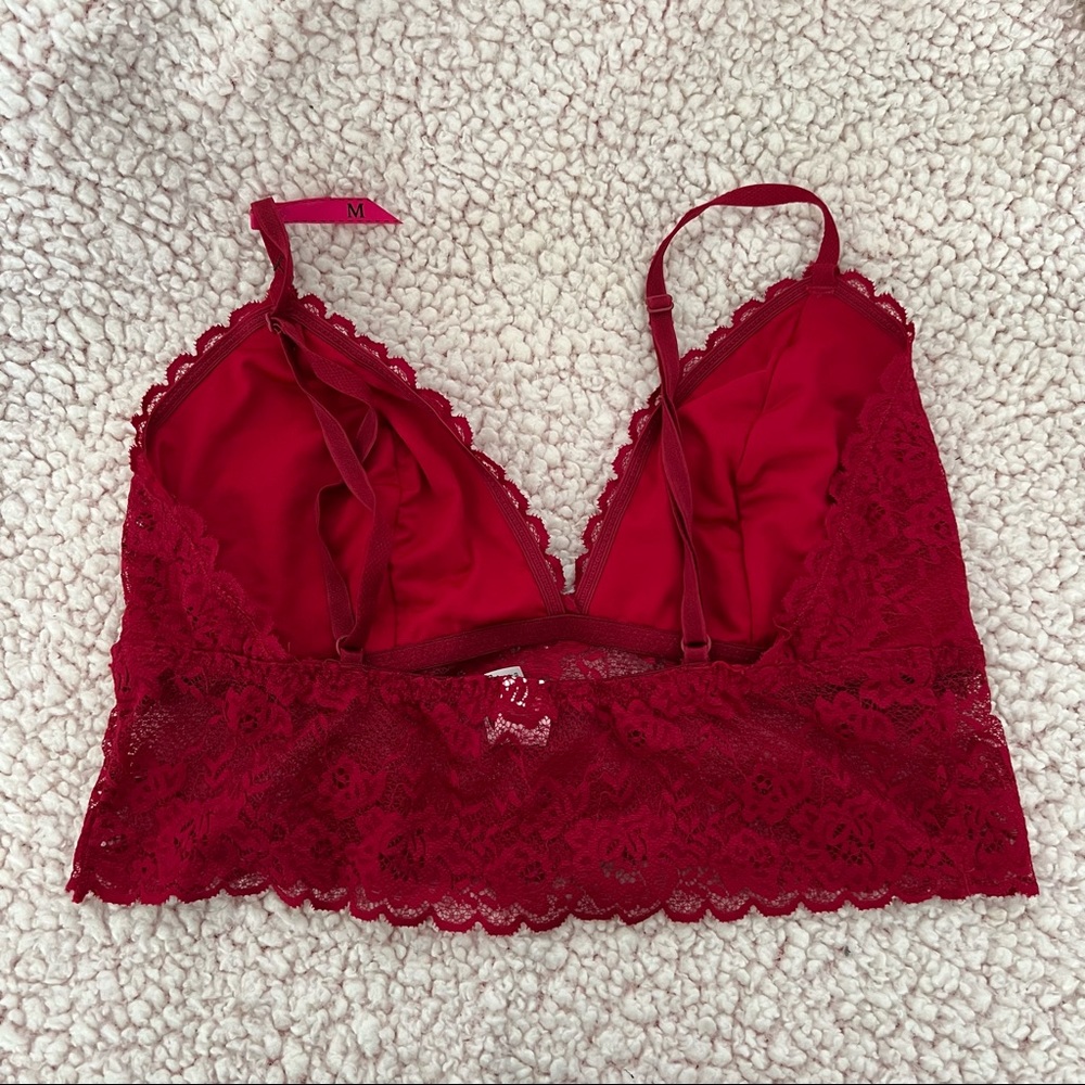 NEW Maidenform Wire Free Bralette in Armature Red - Picture 3 of 5